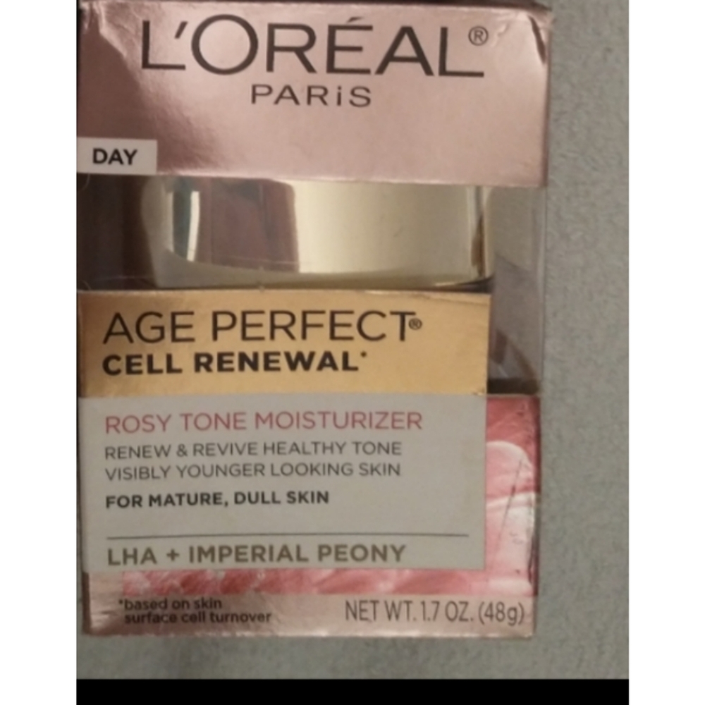 Loreal Paris Moisturizer